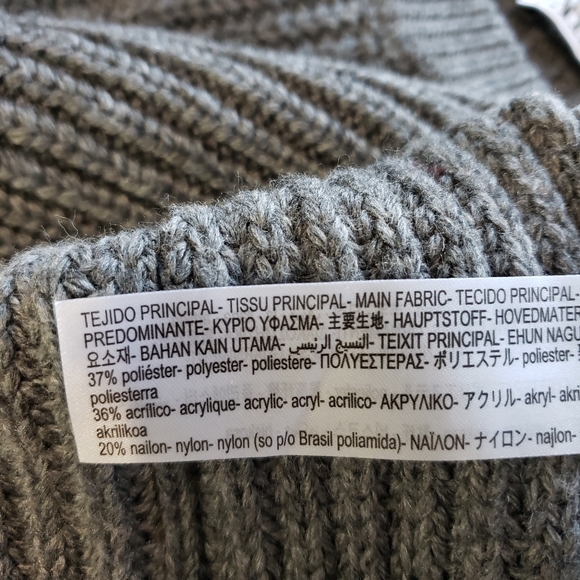 Zara Crew Neck Chunky Knit with Plaid details - Picture 10 of 10